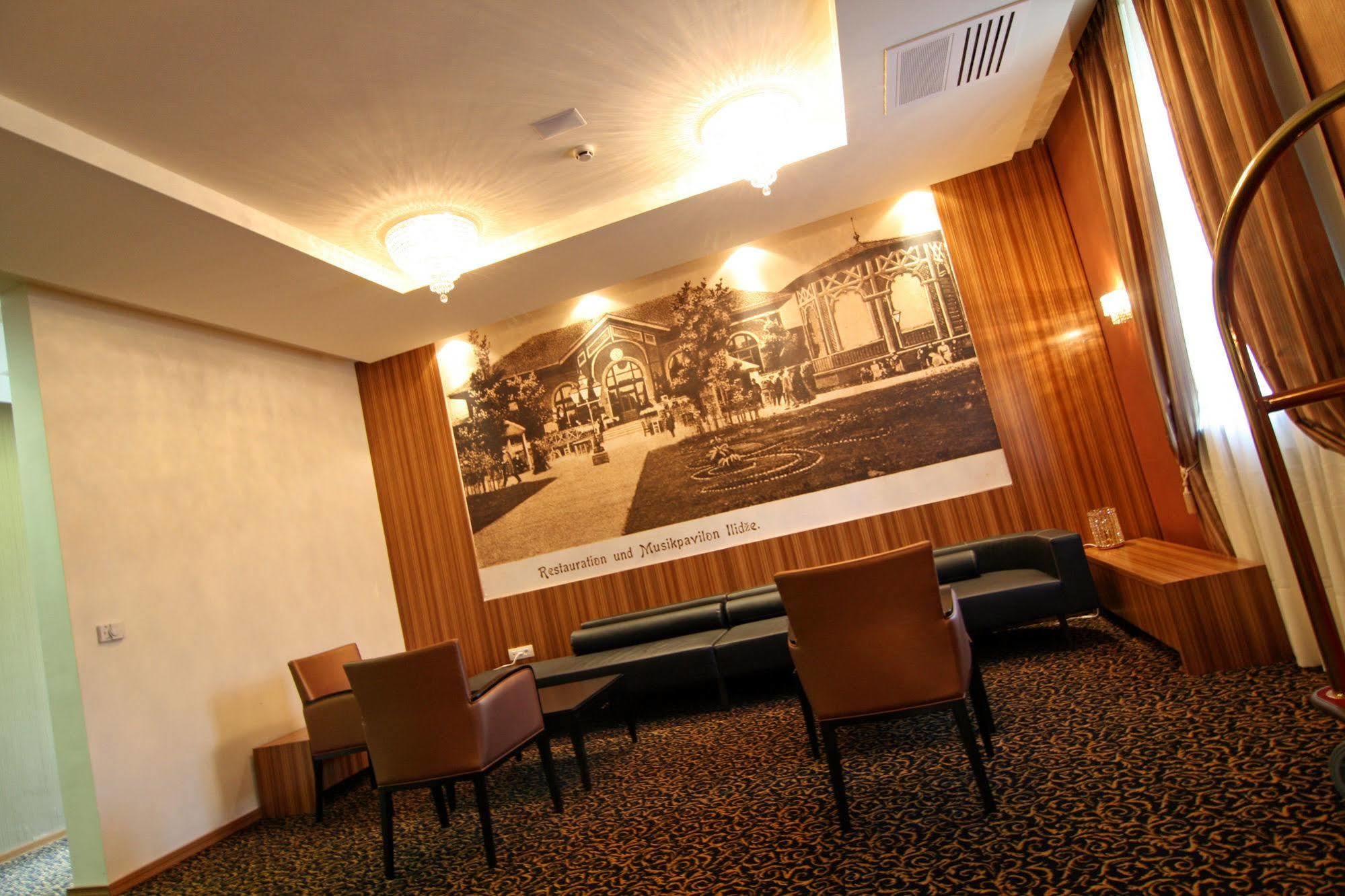 Hotel Crystal Ilidža Exterior photo